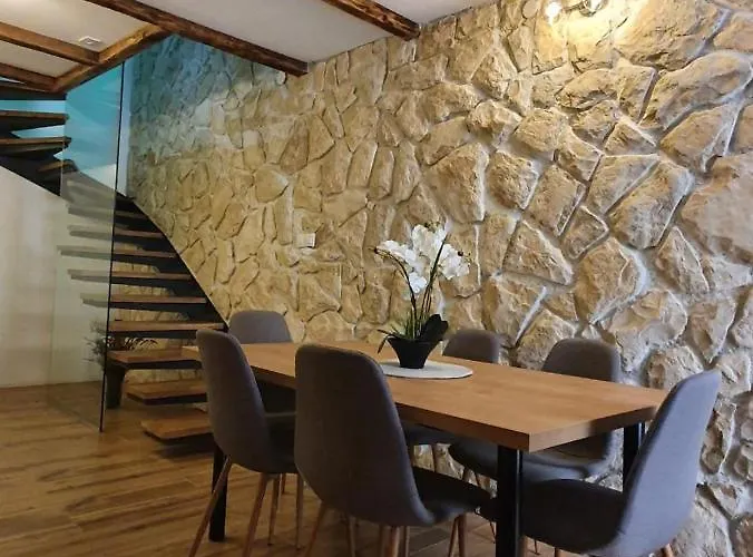 New Villa In Old Center - Pag